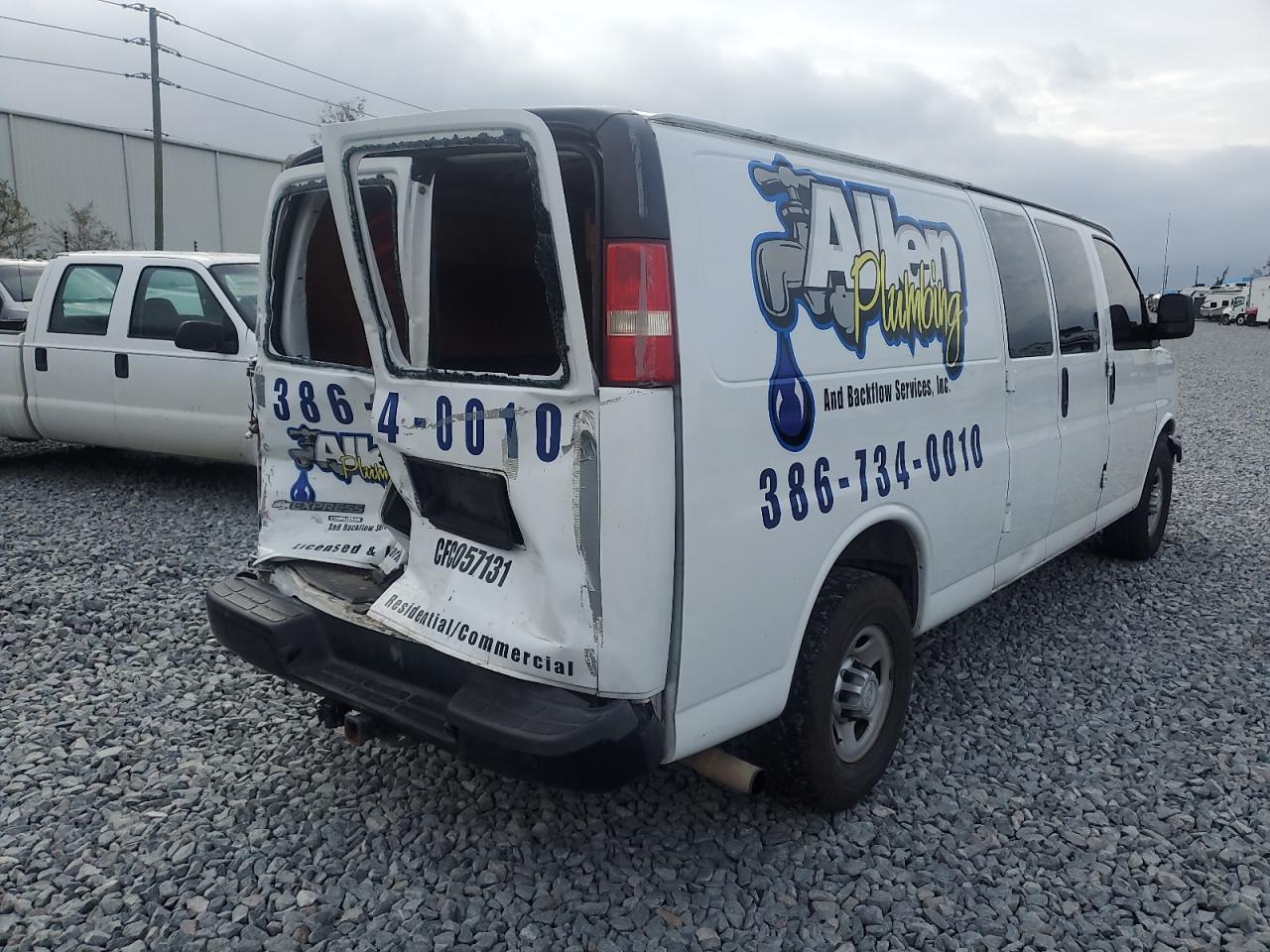 2015 Chevrolet Express - Image 4