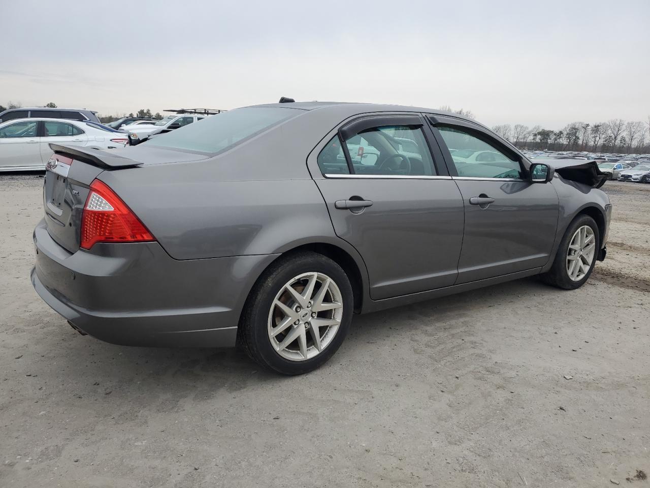2012 Ford Fusion - Image 3