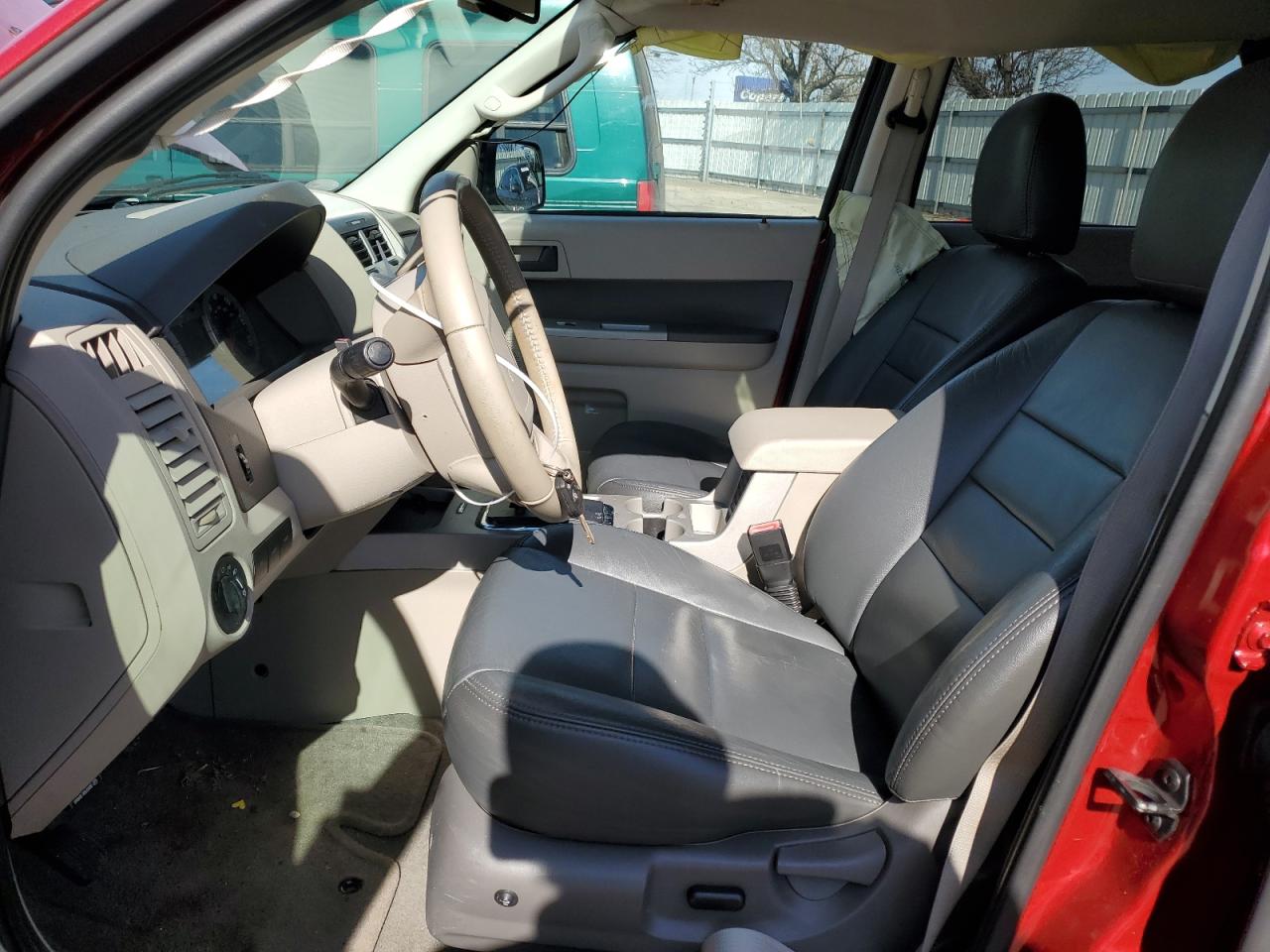 2010 Ford Escape - Image 7