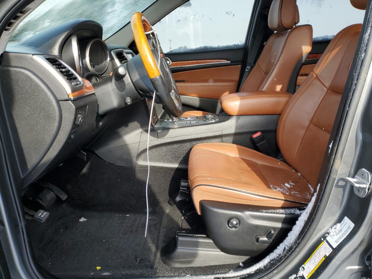 2012 Jeep Grand Cherokee - Image 7