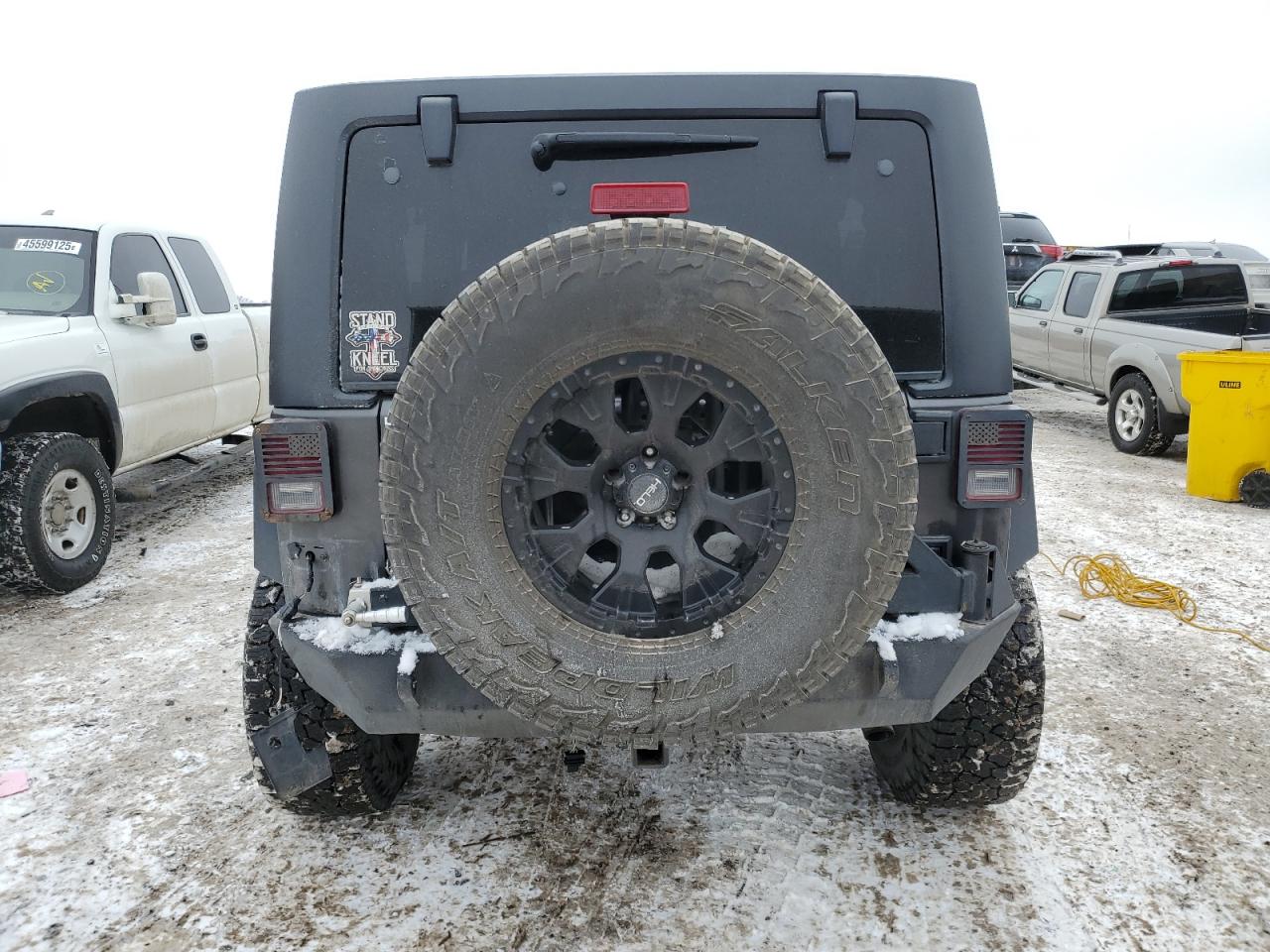 2014 Jeep Wrangler - Image 6