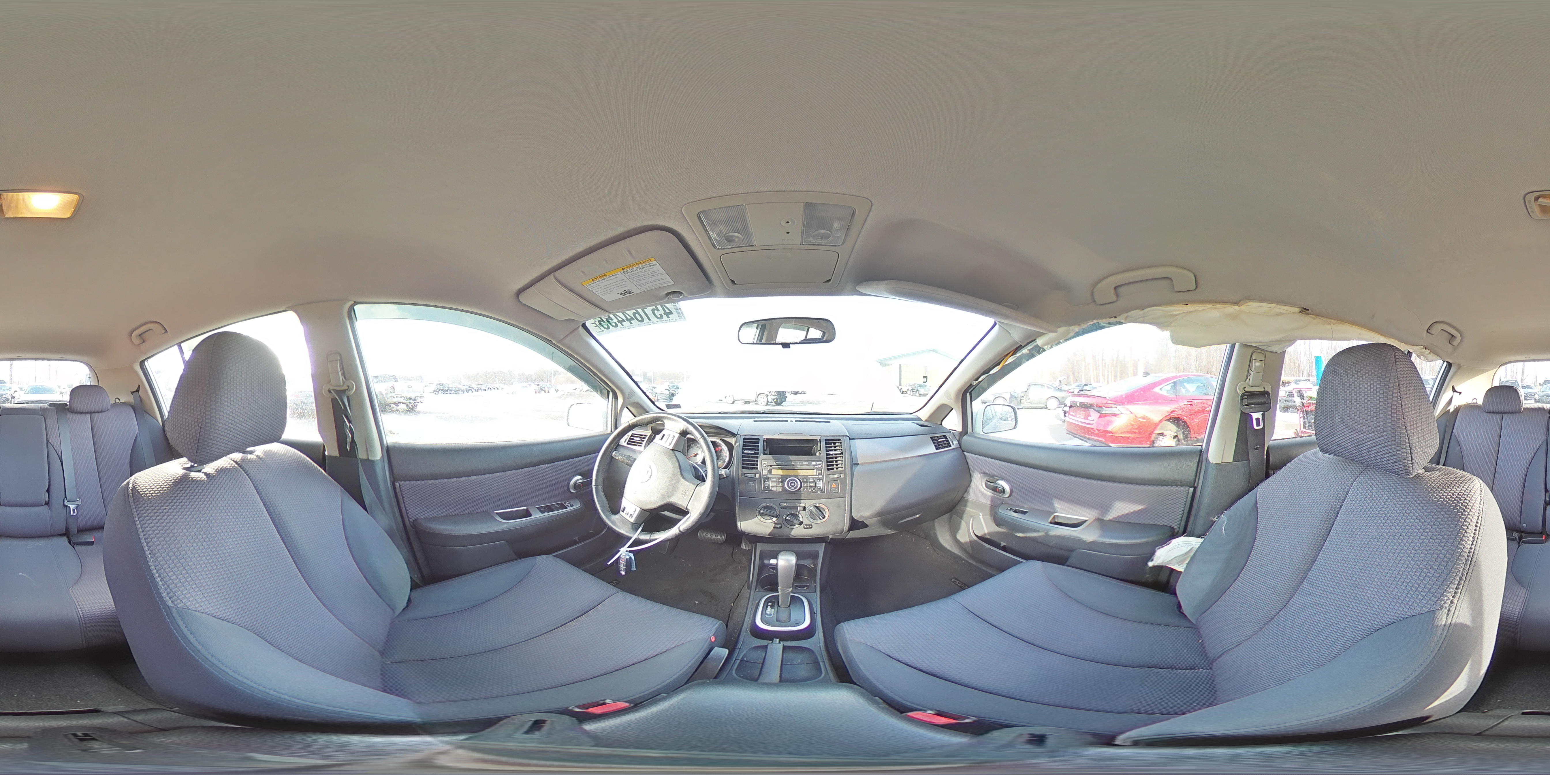 2009 Nissan Versa - Image 13