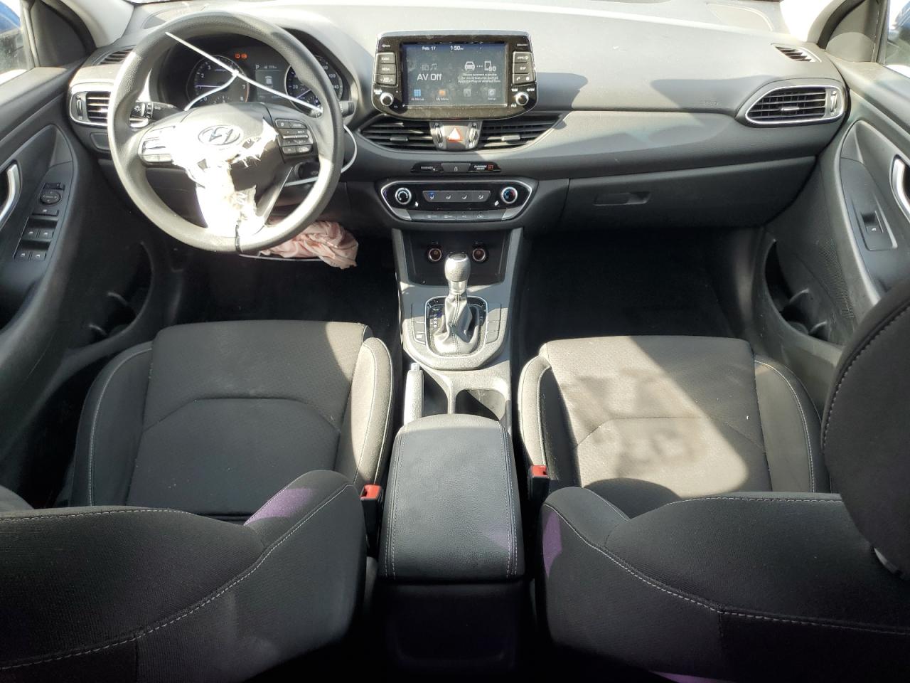 2018 Hyundai Elantra - Image 8