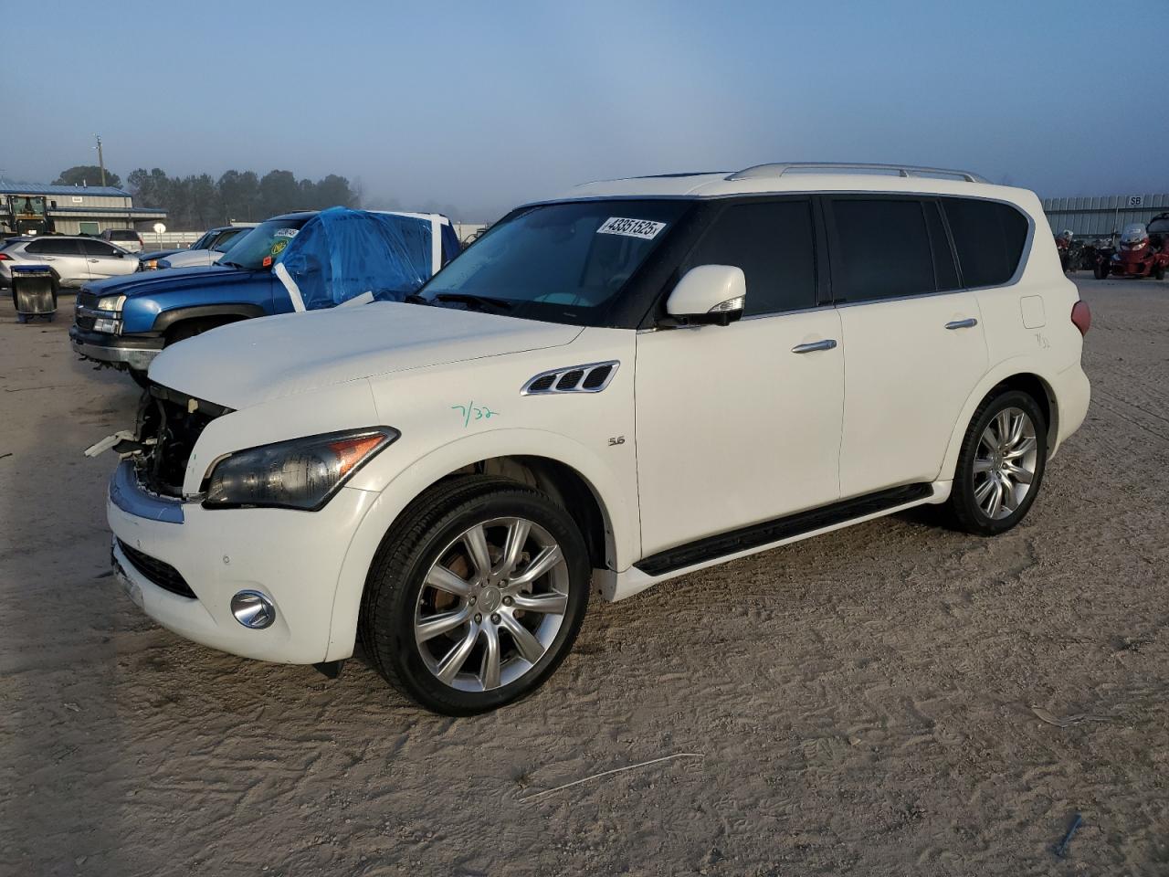 2014 Infiniti Qx80 for Sale in Harleyville, SC - Front End