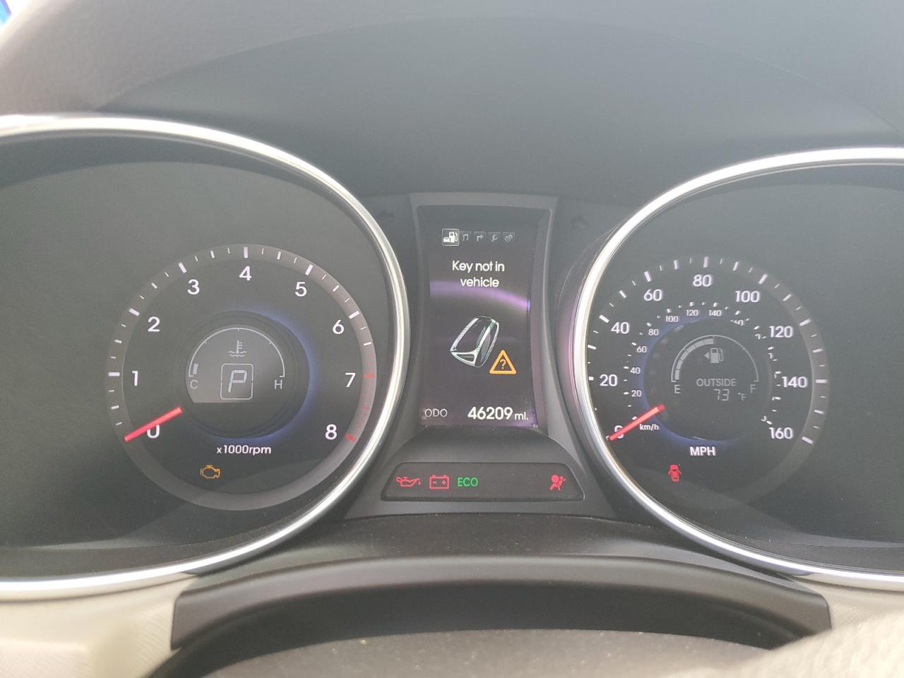 2015 Hyundai Santa Fe - Image 9
