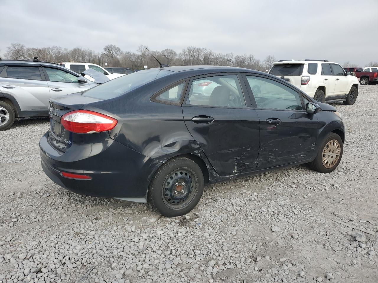 2015 Ford Fiesta - Image 3