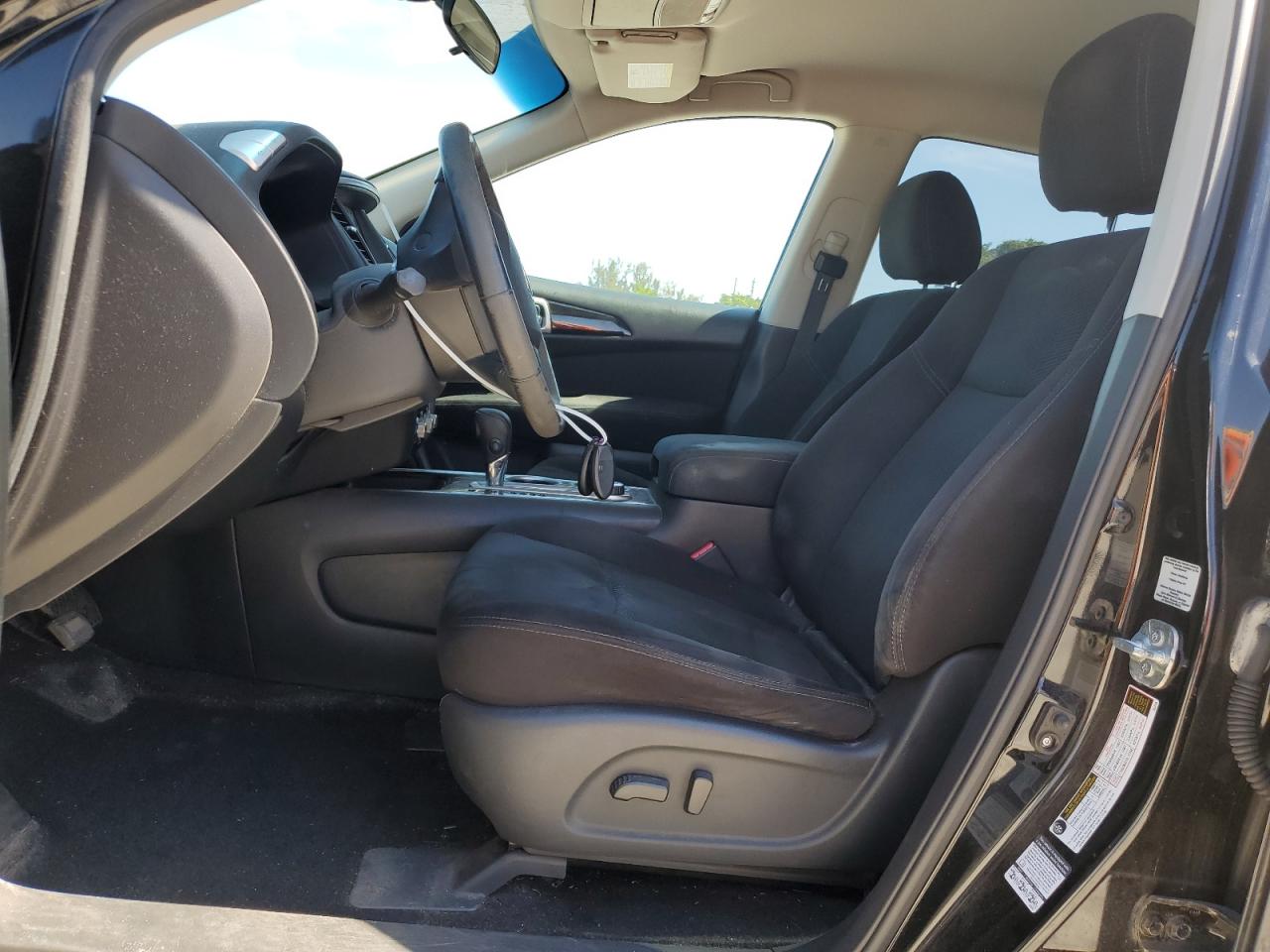 2014 Nissan Pathfinder - Image 7