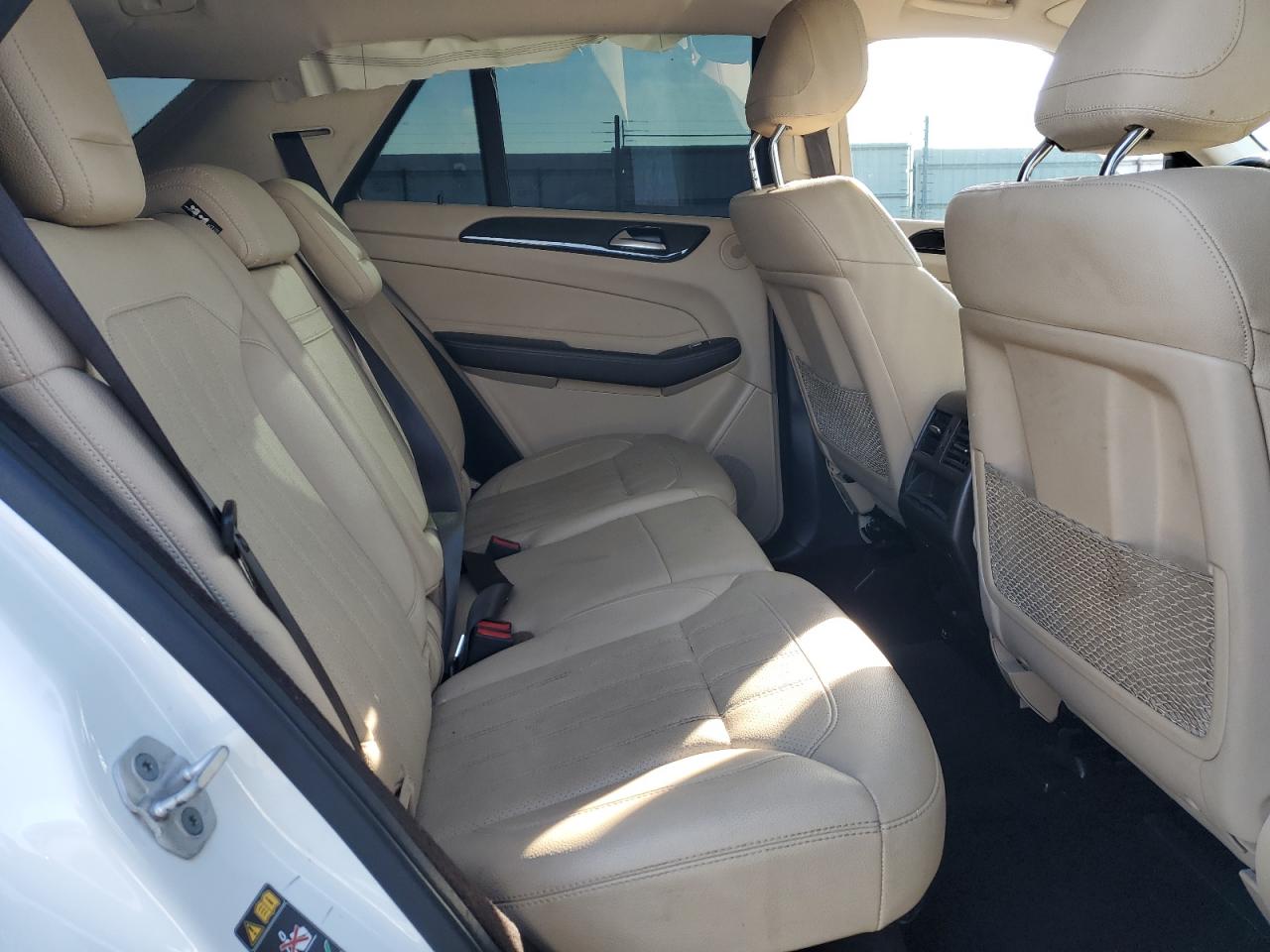 2016 Mercedes-Benz GLE - Image 12
