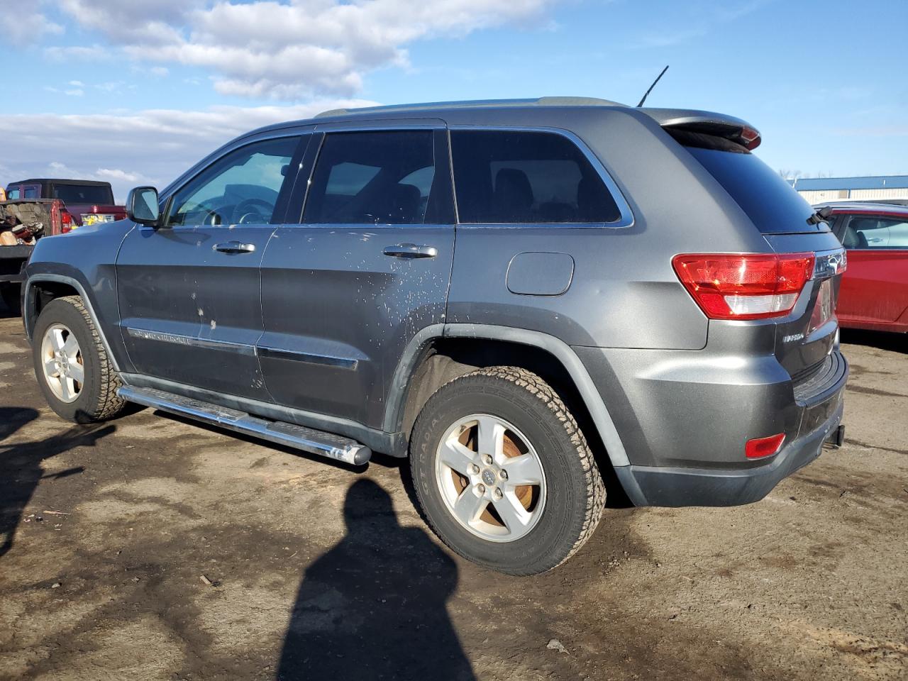 2011 Jeep Grand Cherokee - Image 2
