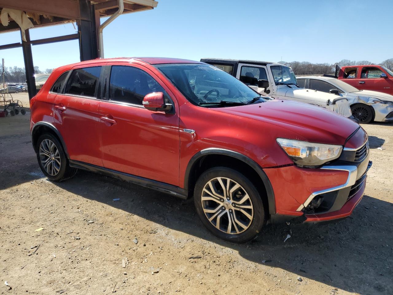 2017 Mitsubishi Outlander - Image 4