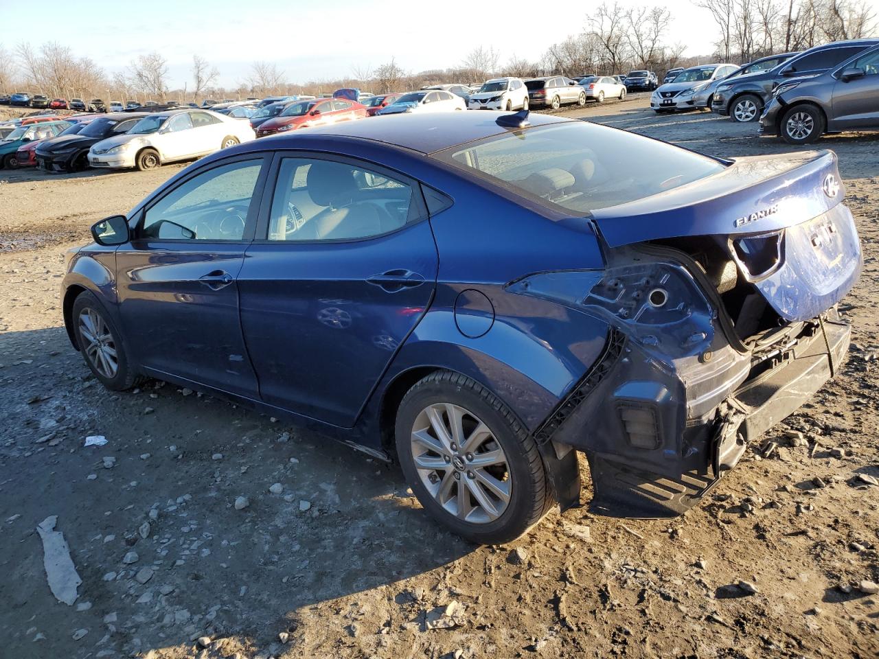 2016 Hyundai Elantra - Image 2