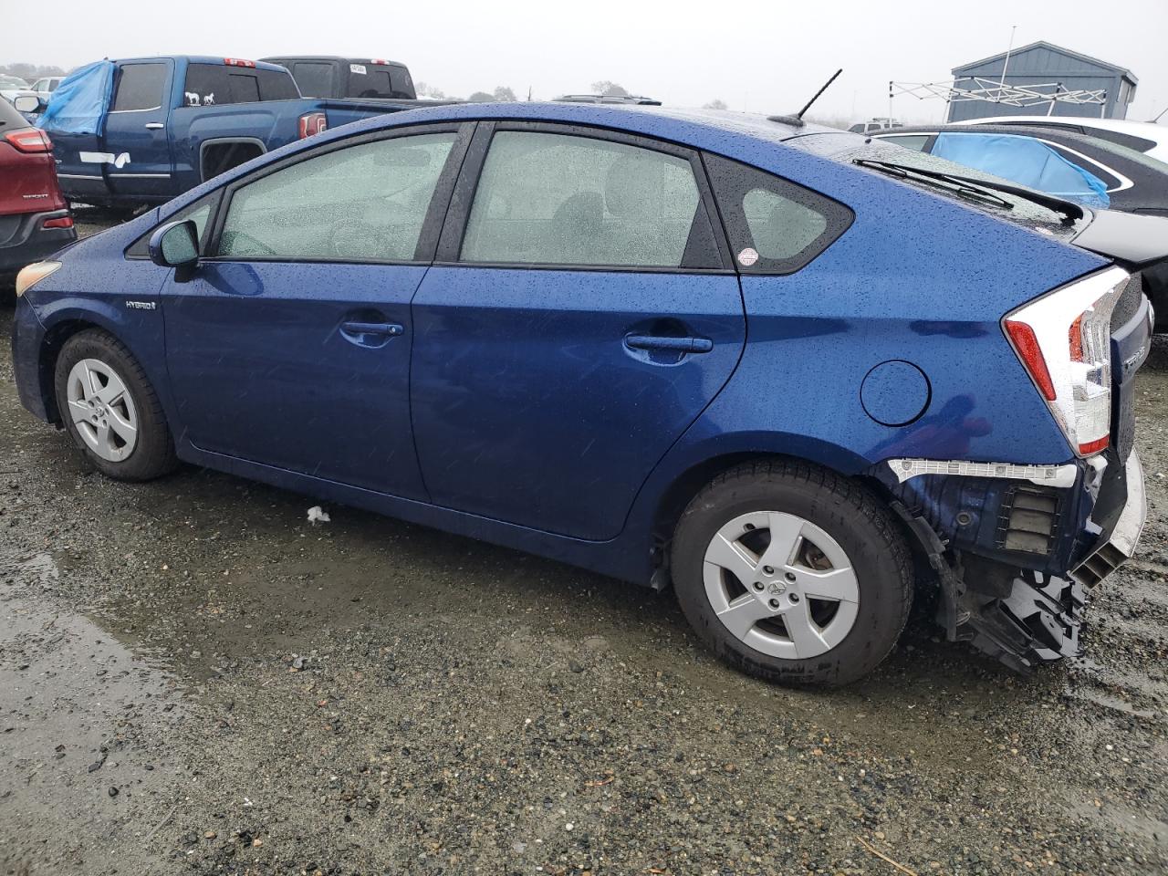 2010 Toyota Prius - Image 2