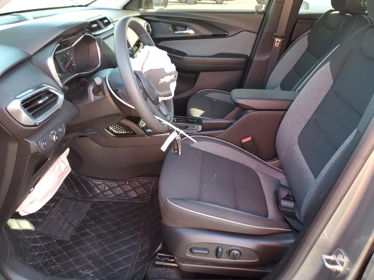 2023 Chevrolet TrailBlazer - Image 7