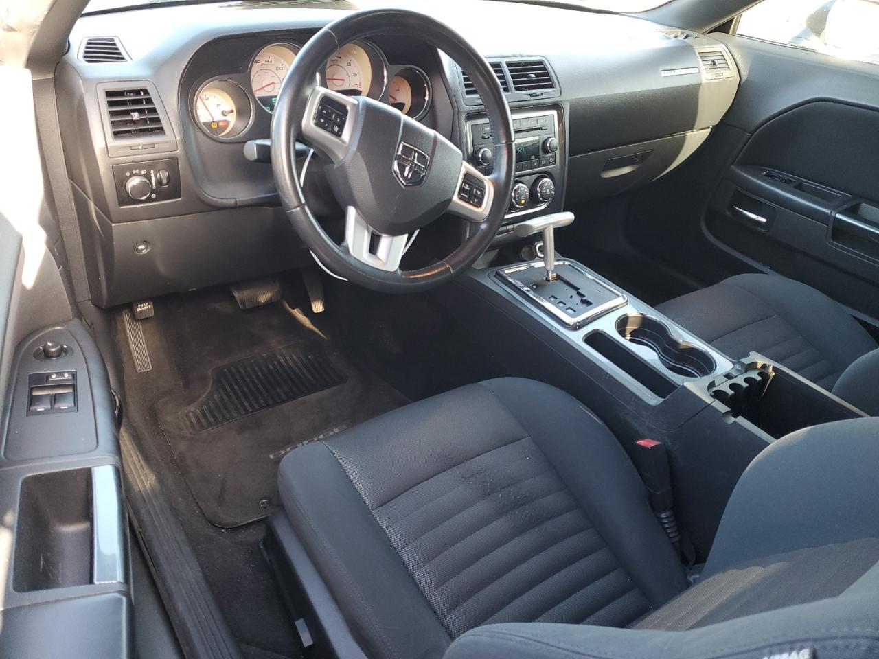 2011 Dodge Challenger - Image 8