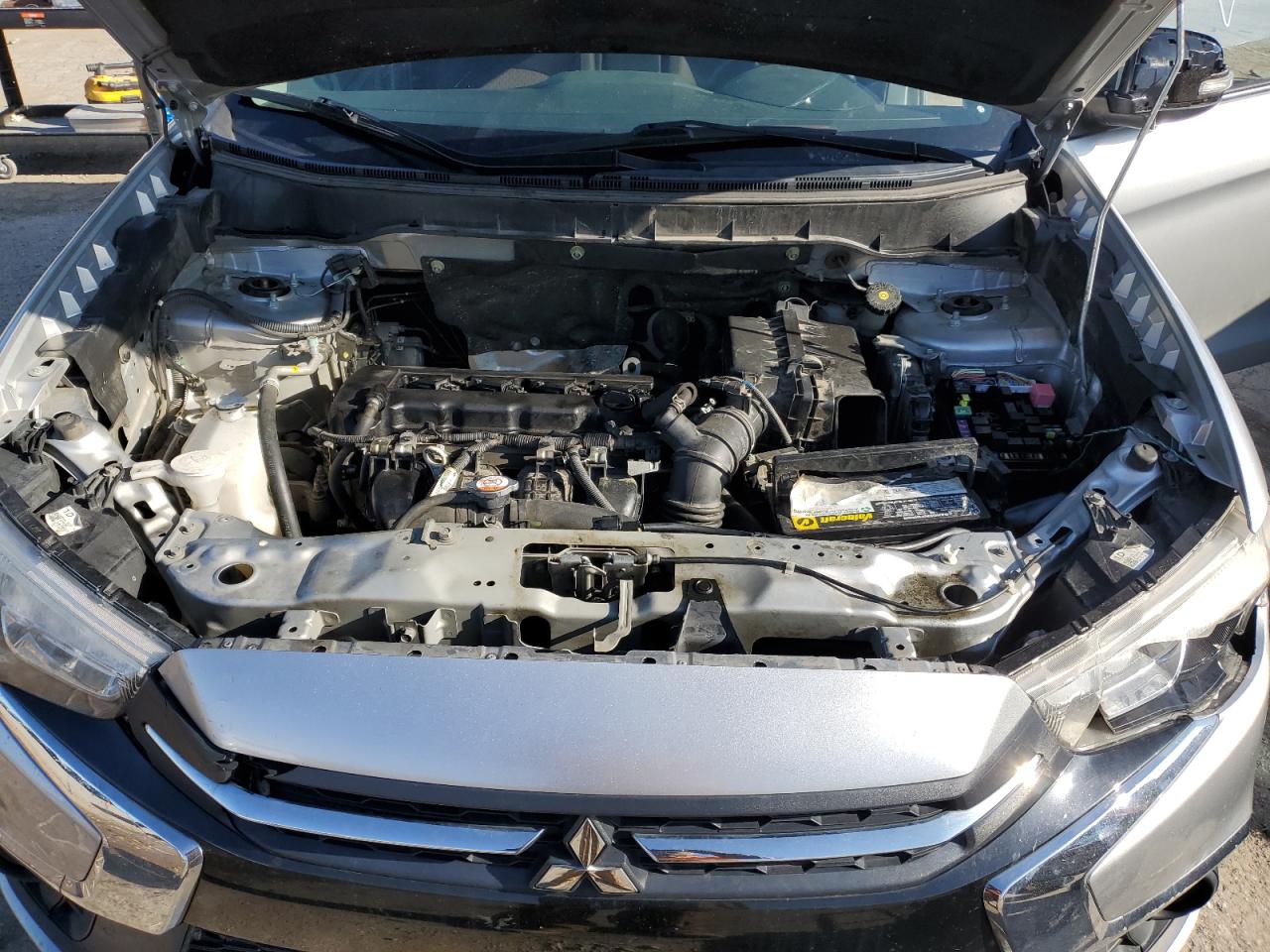 2019 Mitsubishi Outlander - Image 11