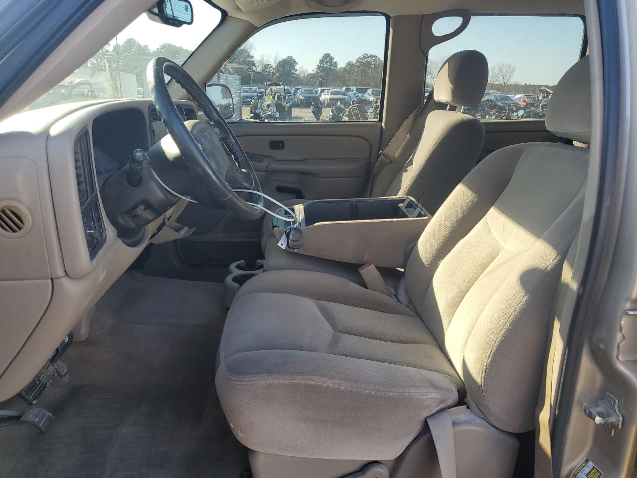 2005 GMC Sierra - Image 7