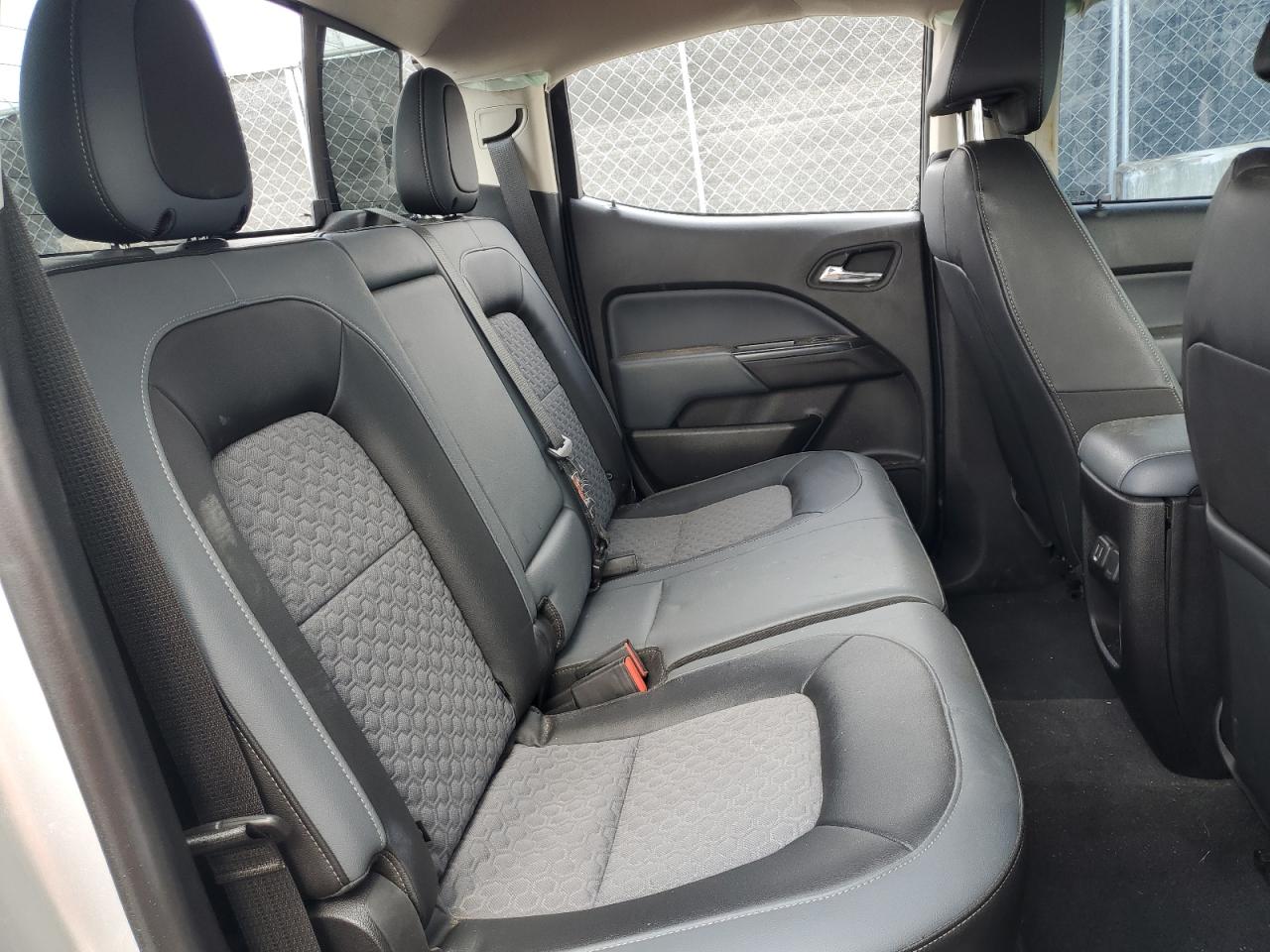 2019 Chevrolet Colorado - Image 10