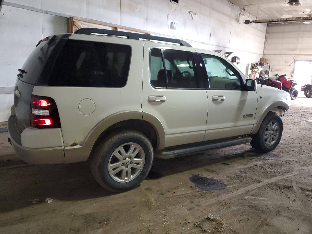 2008 Ford Explorer - Image 3