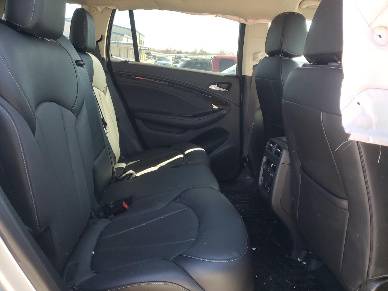 2017 Buick Envision - Image 11