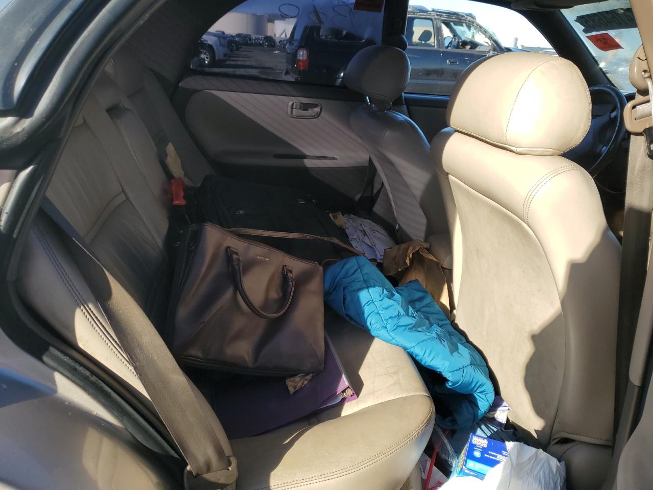 1996 Lexus ES - Image 11