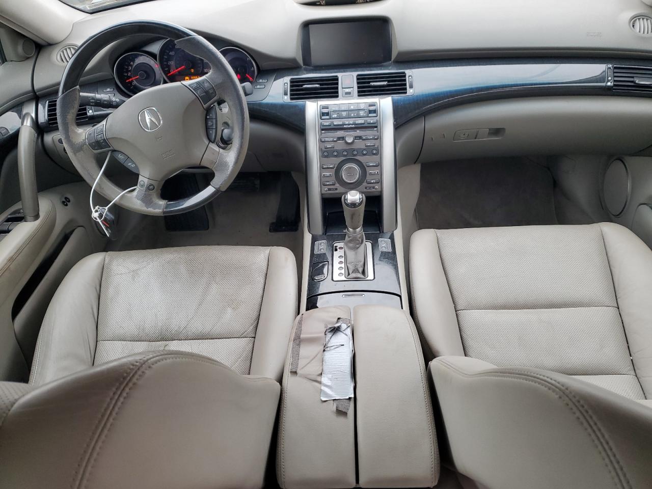 2010 Acura RL - Image 8