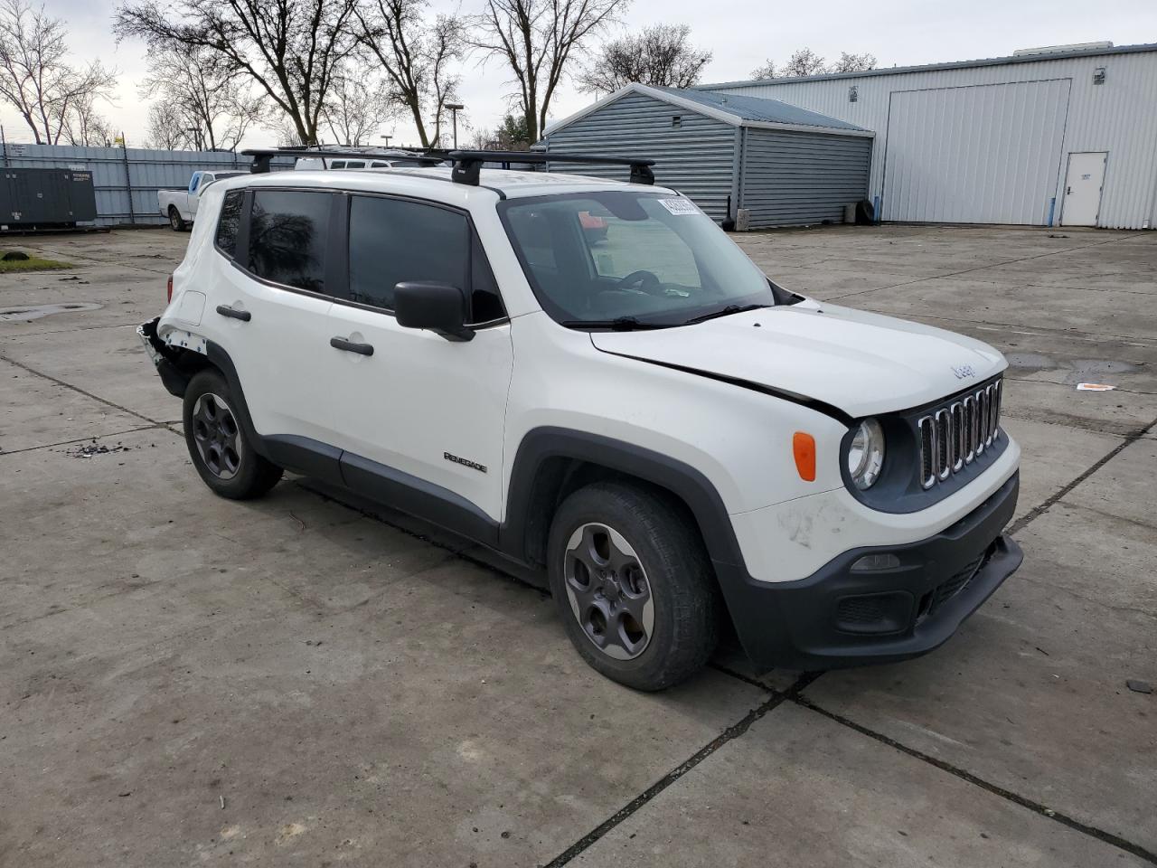 2015 Jeep Renegade - Image 4