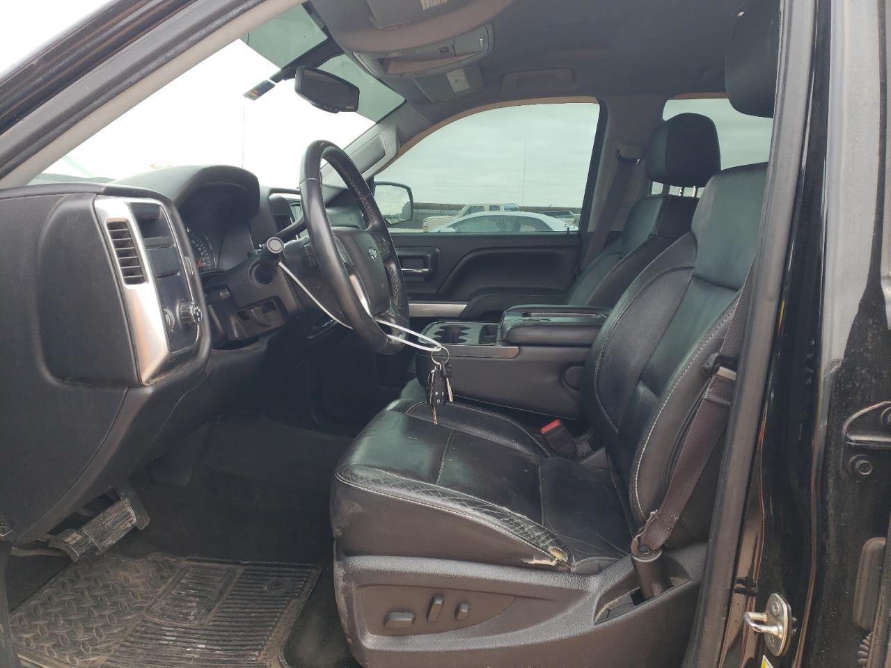 2015 Chevrolet Silverado - Image 7