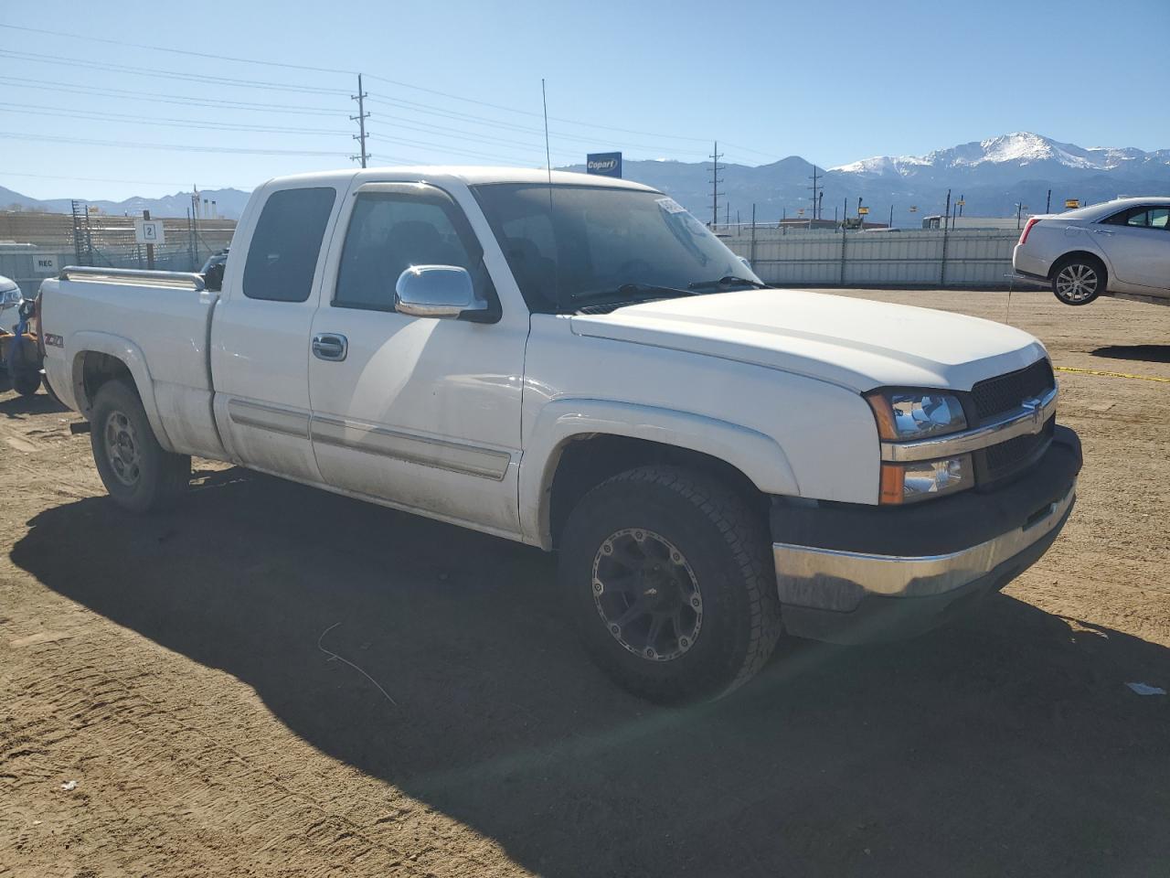2004 Chevrolet Silverado - Image 4