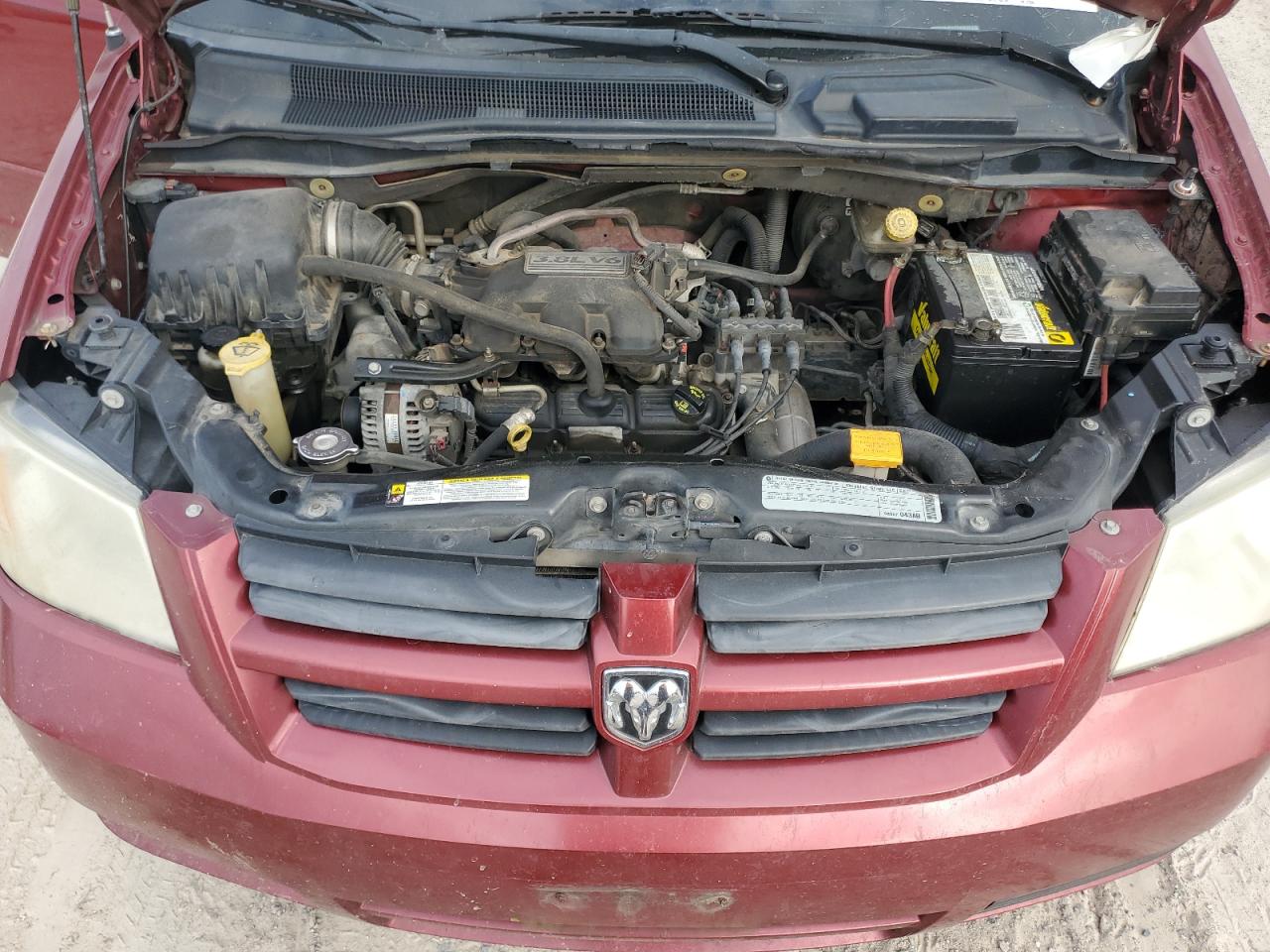 2010 Dodge Caravan - Image 14