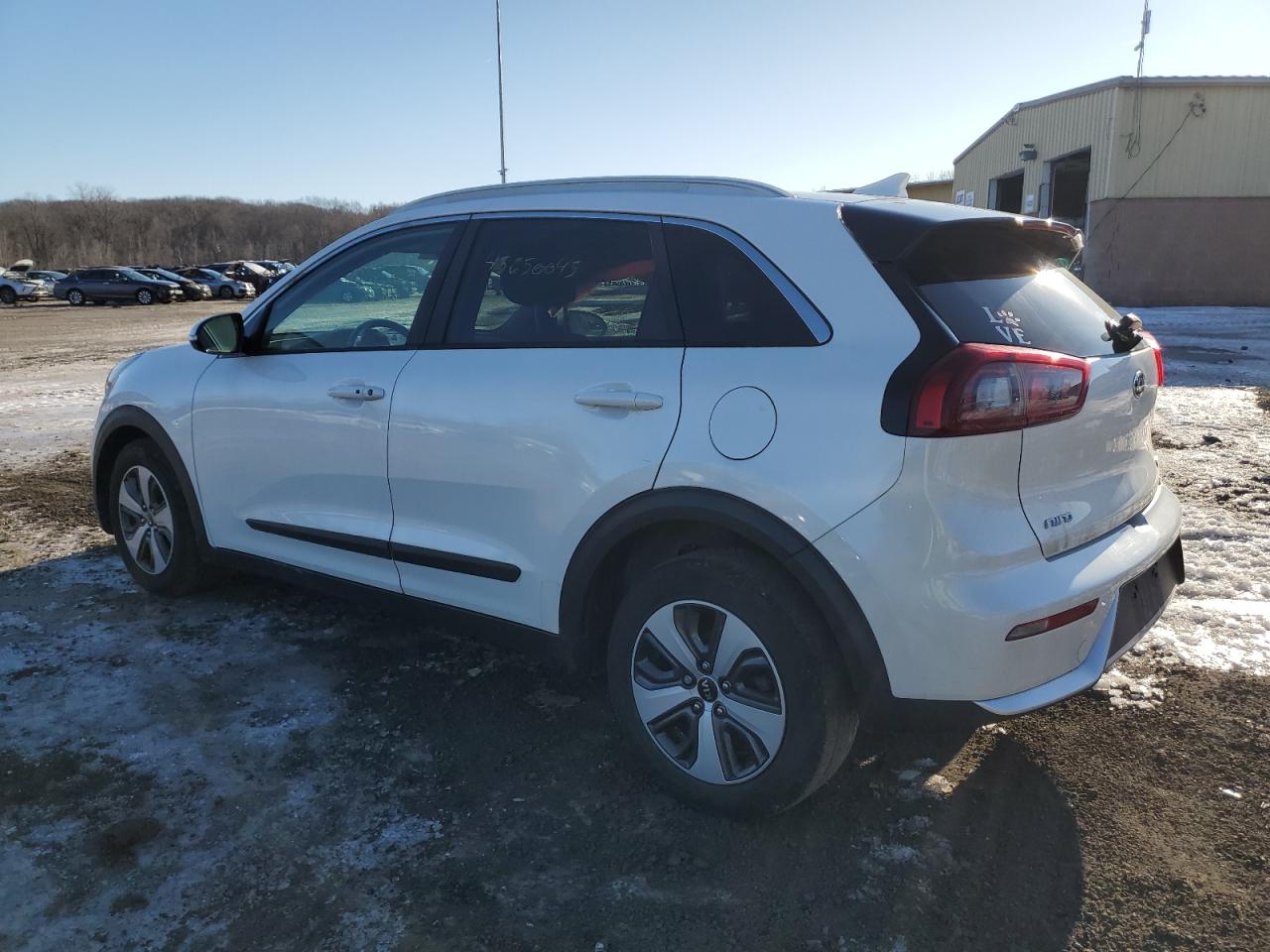 2017 Kia Niro - Image 2