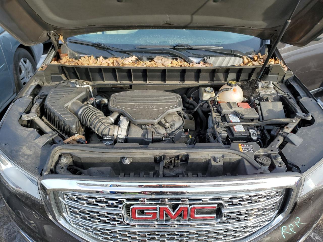 2017 GMC Acadia - Image 12