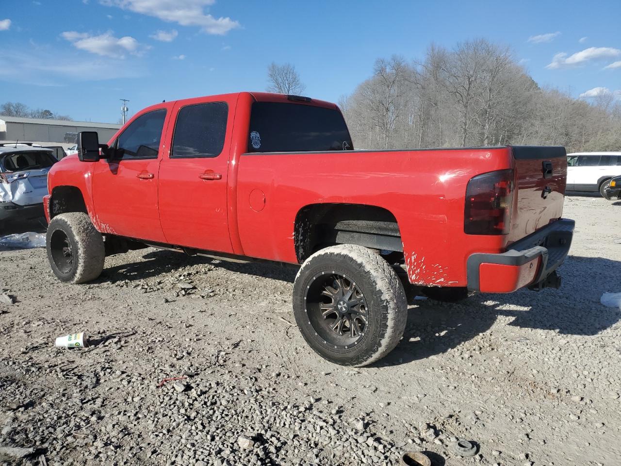 2014 Chevrolet Silverado - Image 2