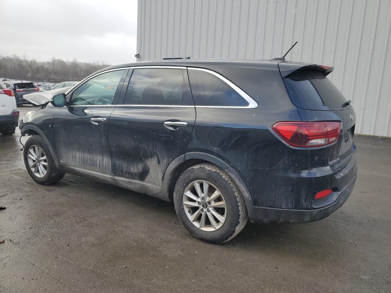 2019 Kia Sorento - Image 2