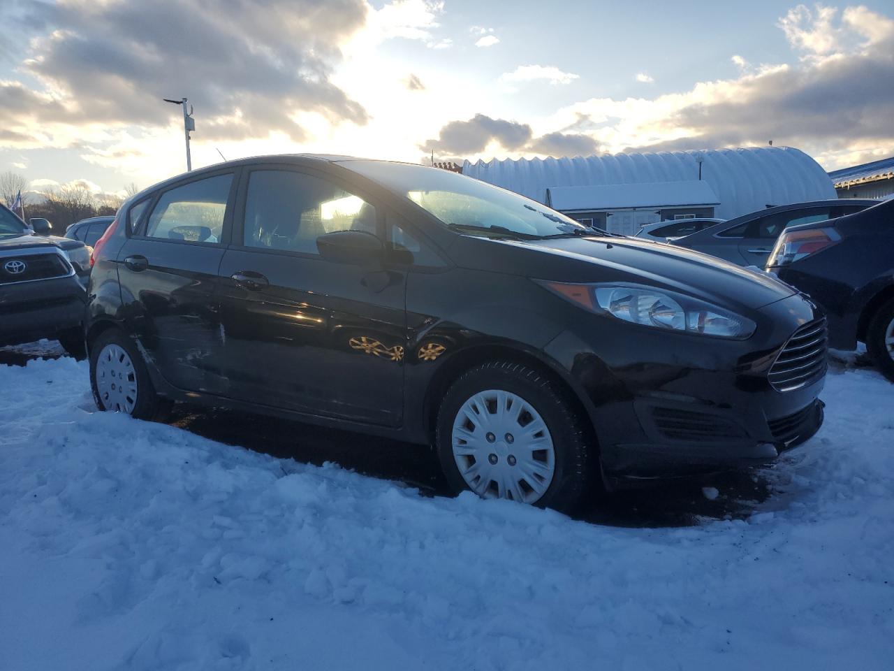 2017 Ford Fiesta - Image 4