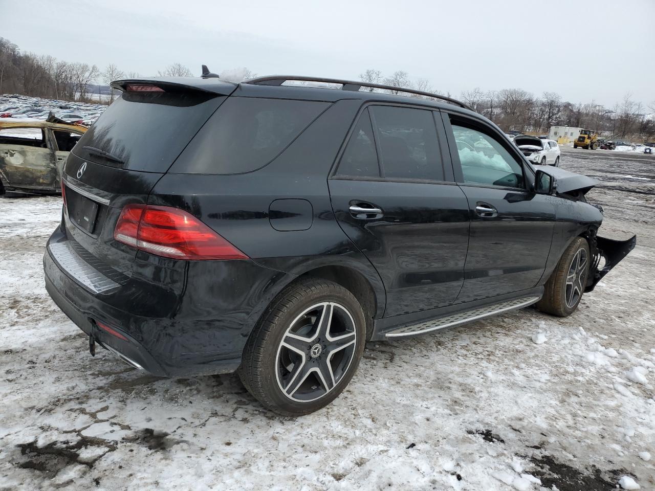 2018 Mercedes-Benz GLE - Image 3