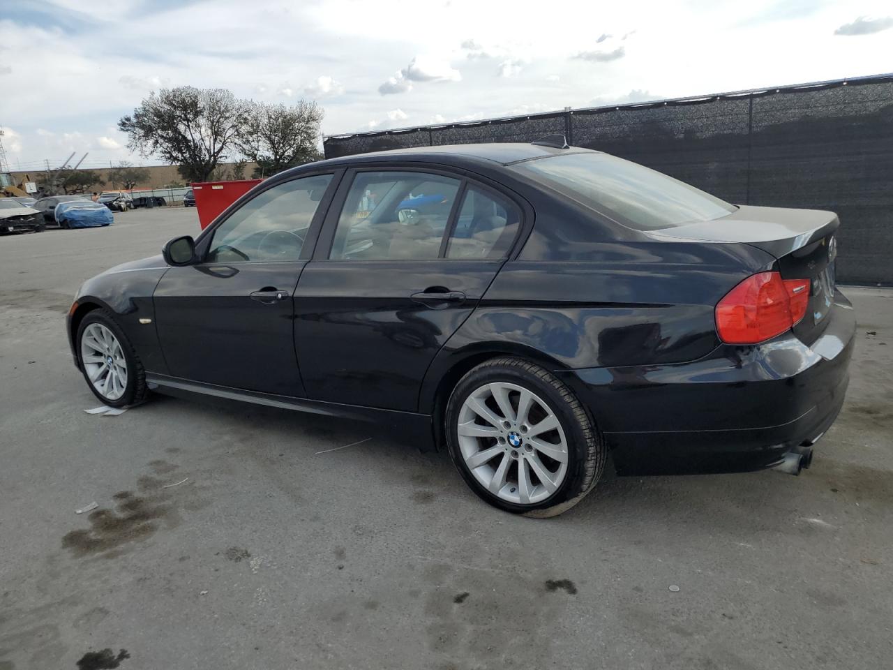 2011 BMW 3er - Image 2