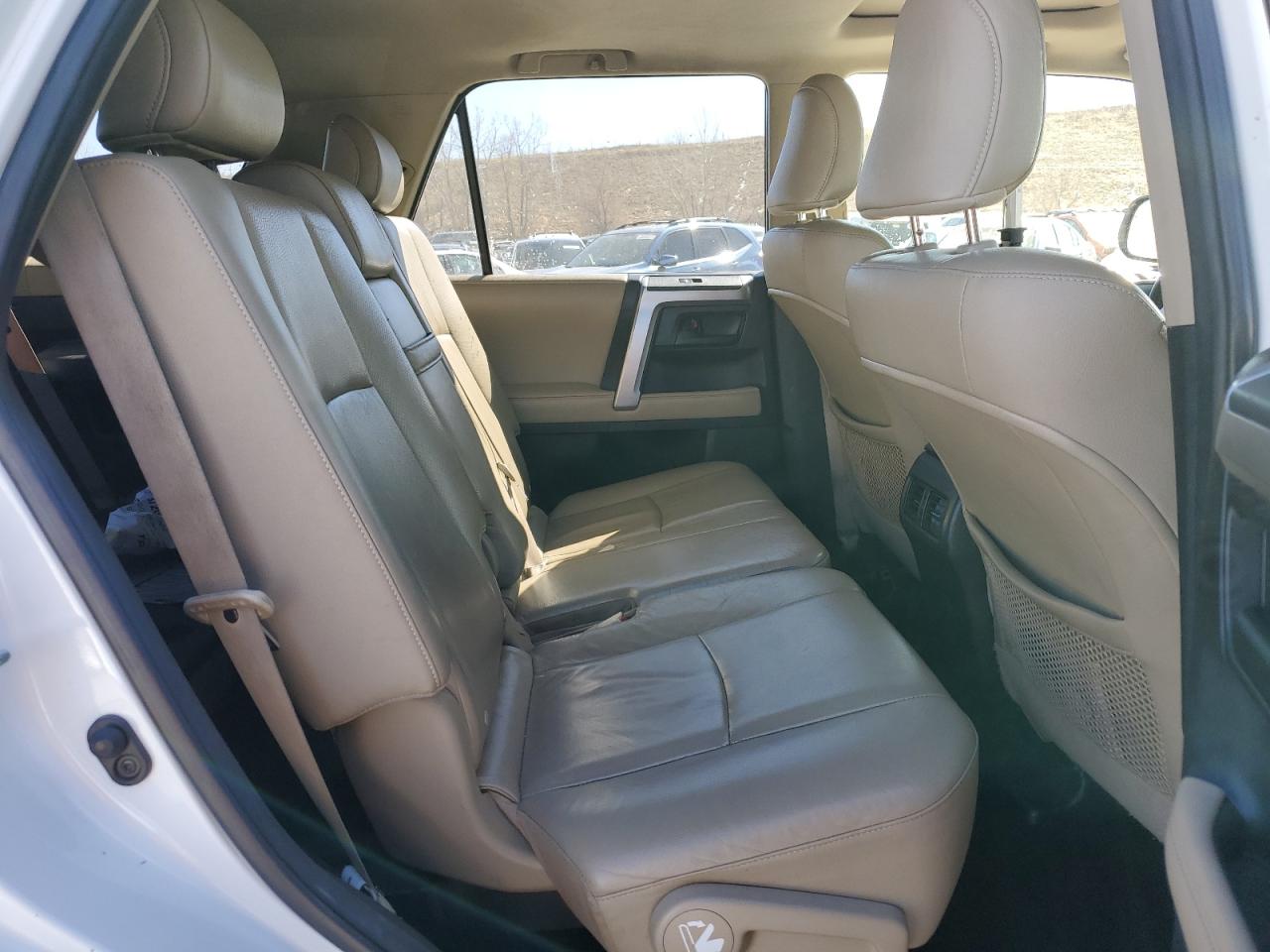 2013 Toyota 4Runner - Image 11