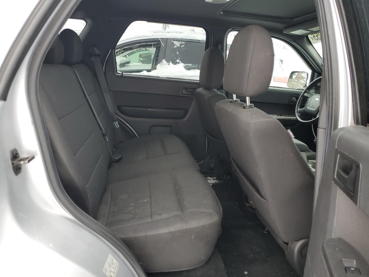 2012 Ford Escape - Image 11