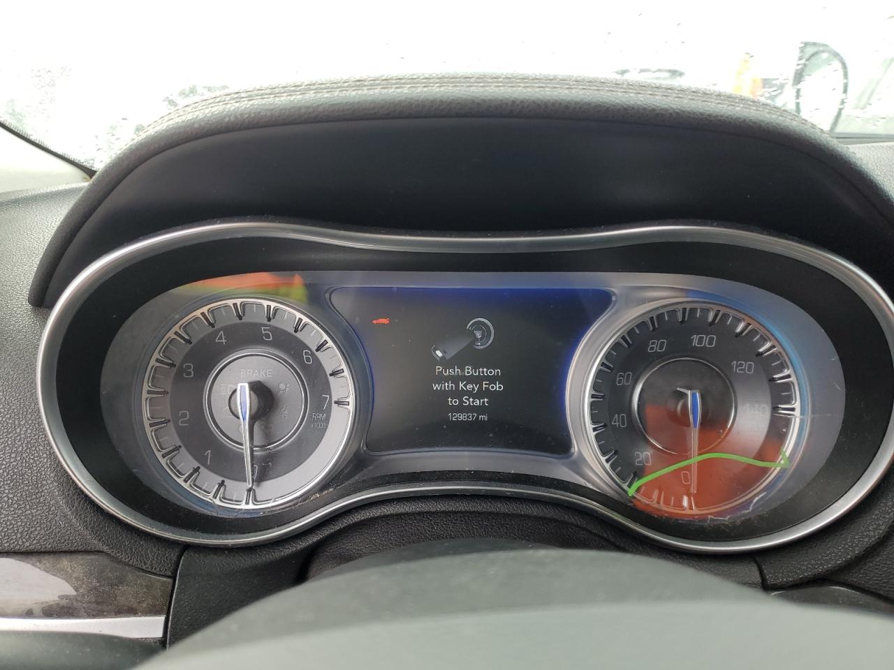 2018 Chrysler 300 - Image 9