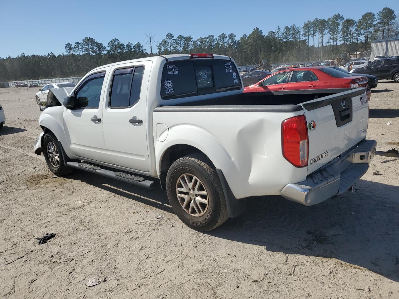 2015 Nissan Navara (Frontier) - Image 2