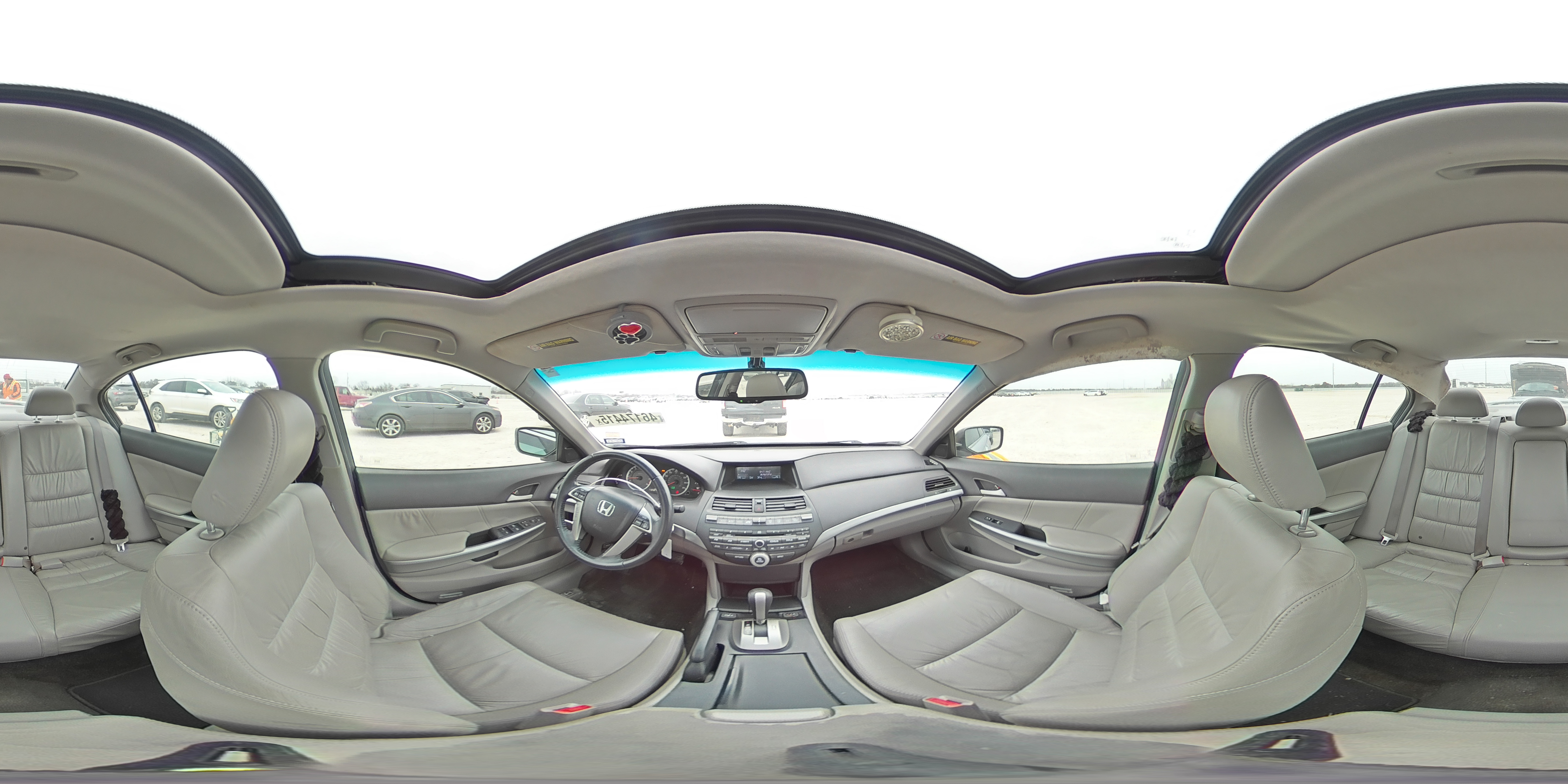 2010 Honda Accord - Image 12