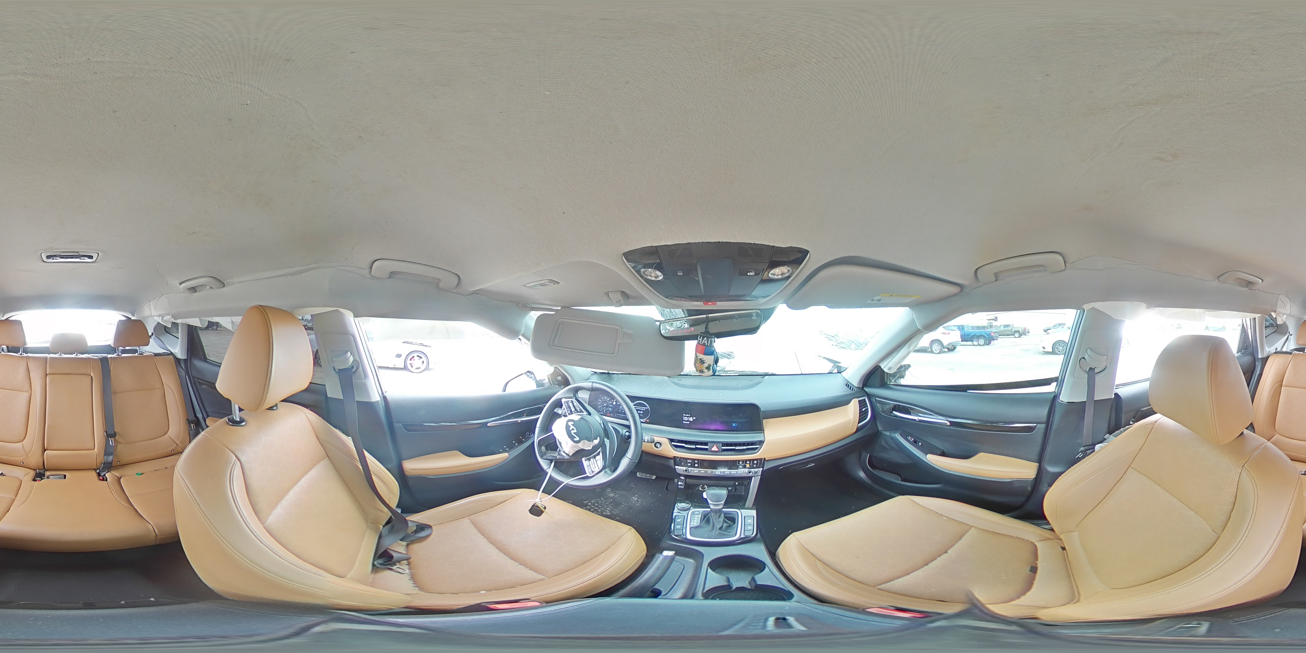 2024 Kia Seltos - Image 14