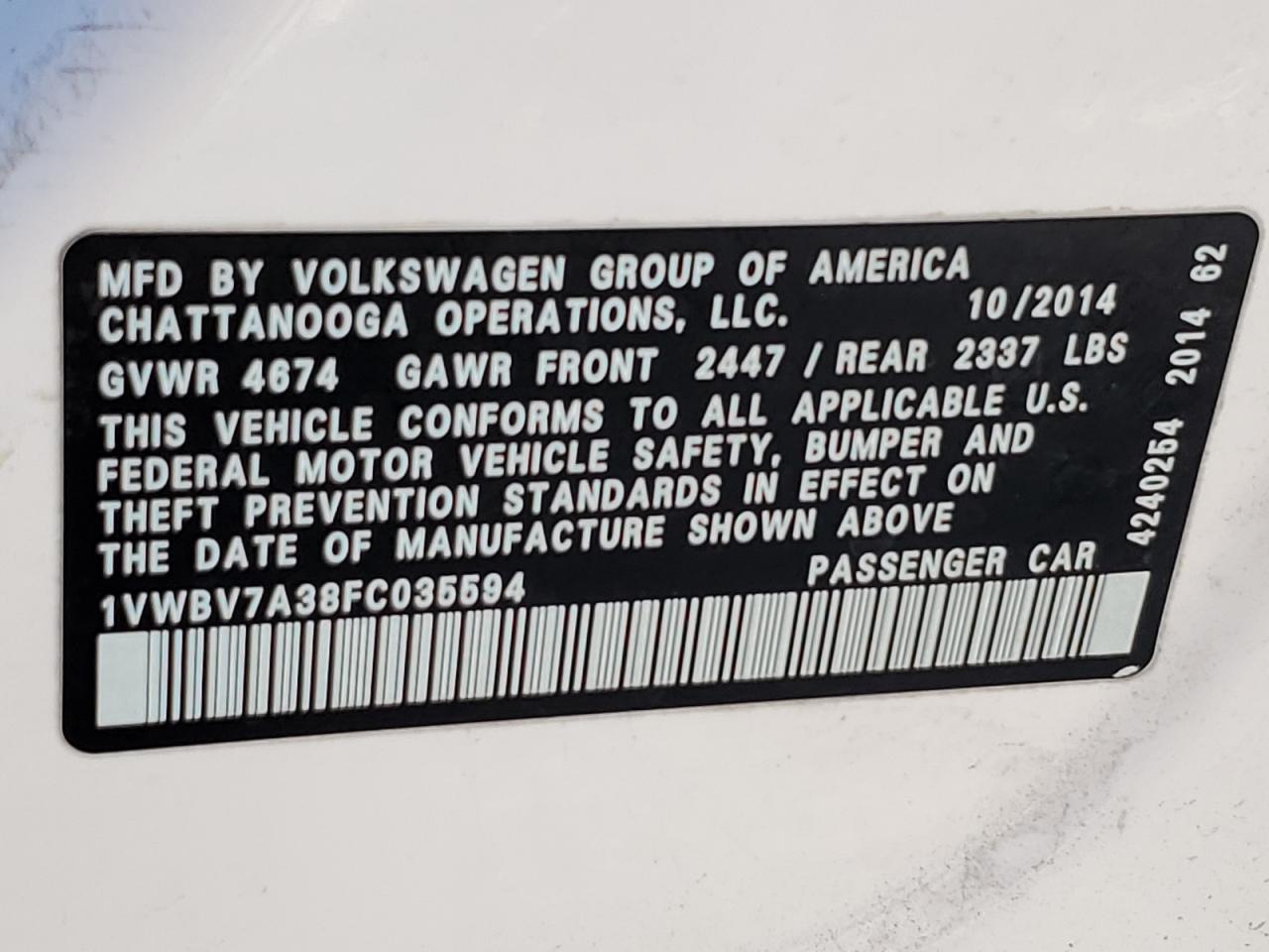 2015 Volkswagen Passat - Image 12