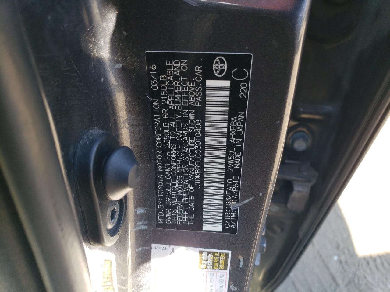 2016 Toyota Prius - Image 14