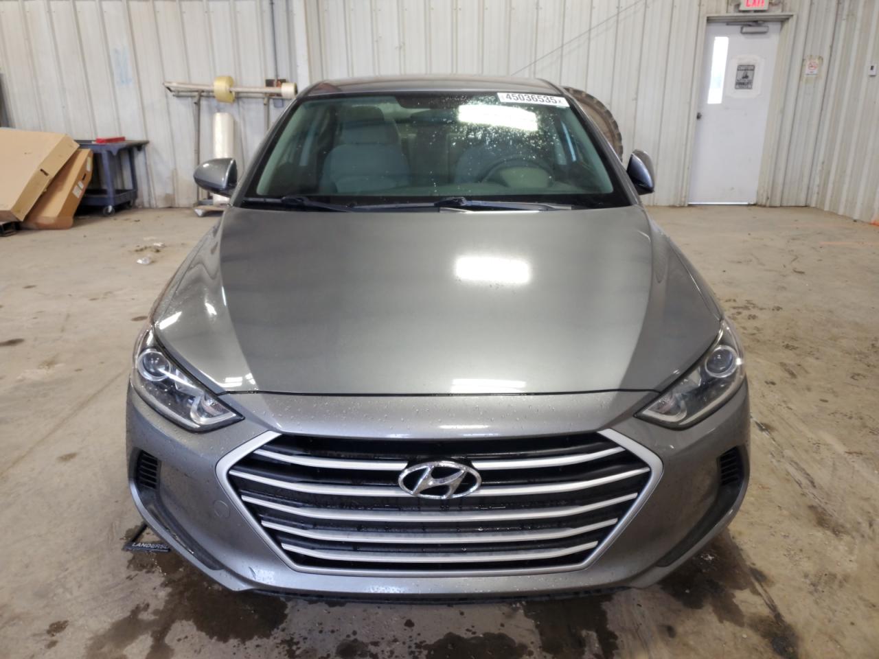2017 Hyundai Elantra - Image 5