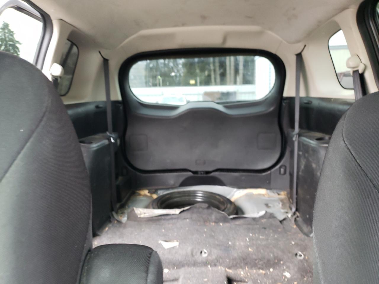 2014 Mazda 5 - Image 10