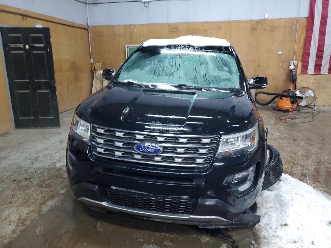 2017 Ford Explorer - Image 5