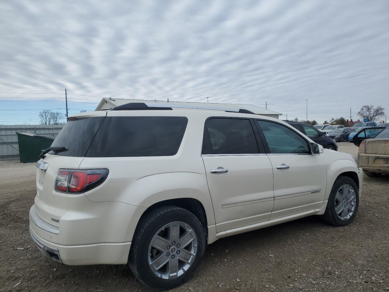 2014 GMC Acadia - Image 3