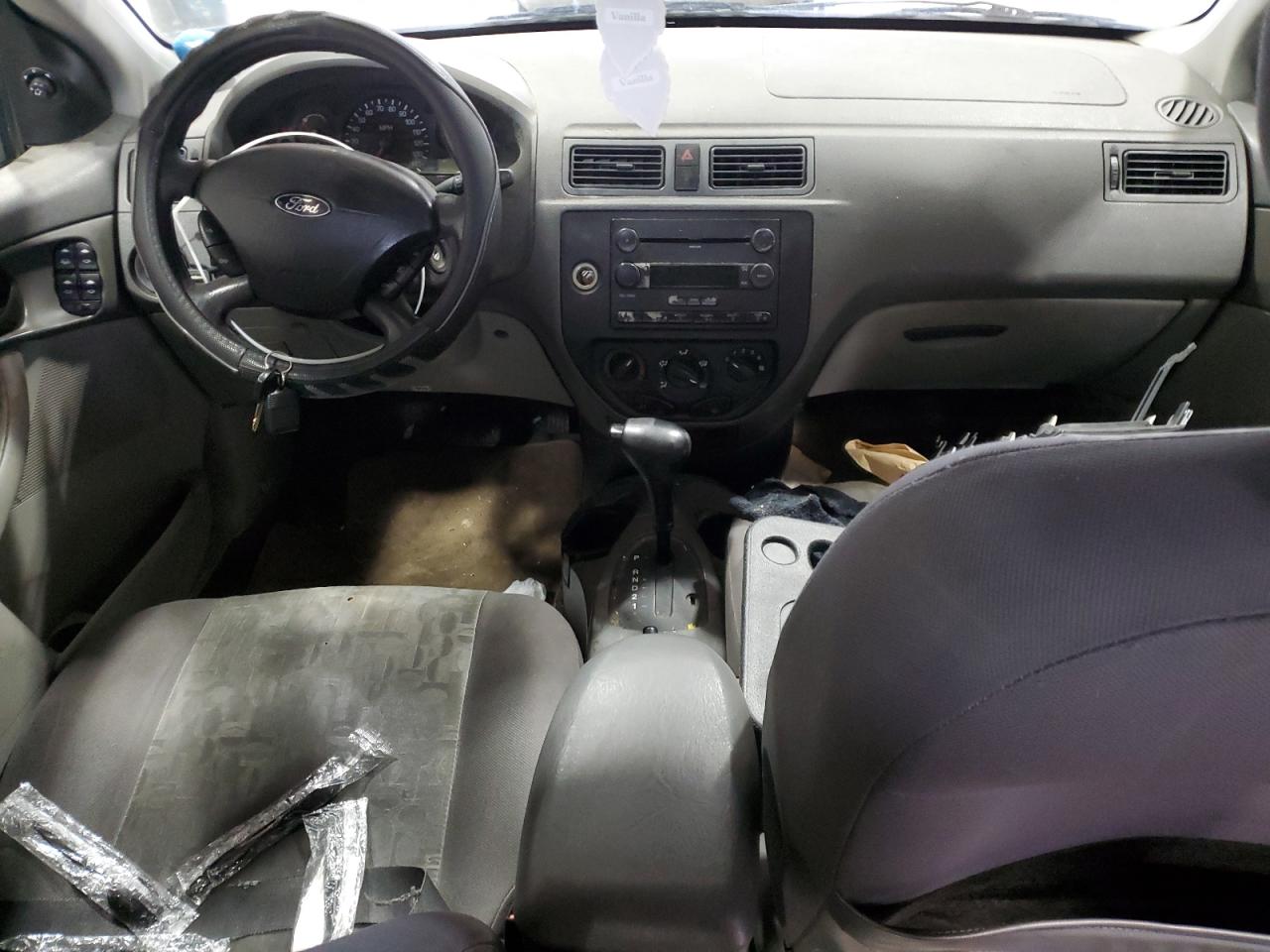 2005 Ford Focus - Image 8