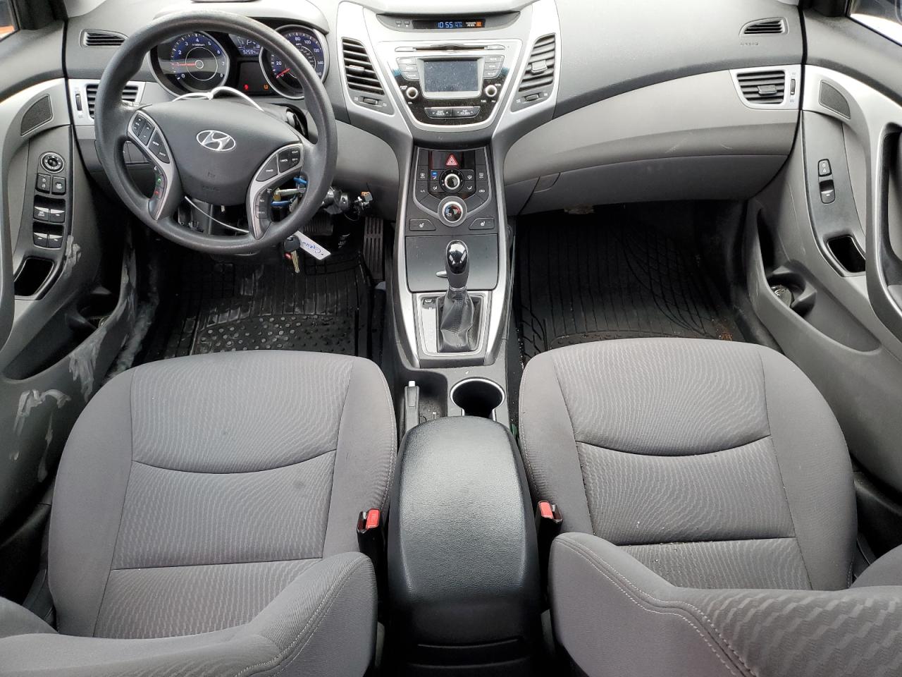 2014 Hyundai Elantra - Image 8